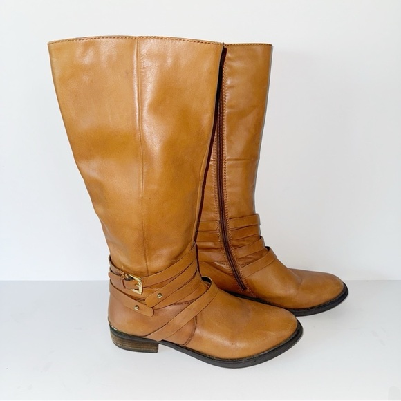 Steve Madden Albany Cognac Leather Belted Riding Boots Sz 8.5 - Picture 3 of 12